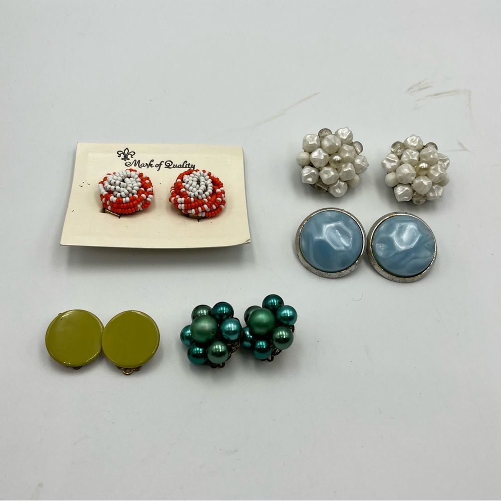 Vintage set of 5 Clip-On Earrings Set